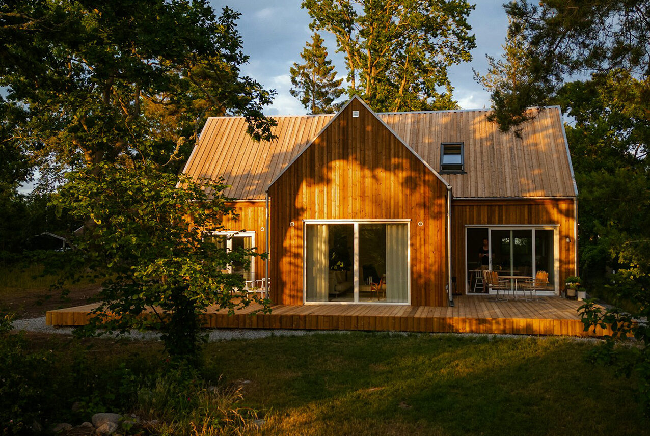 Hus utanför Kalmar. Foto: Jon Flobrant/Unsplash