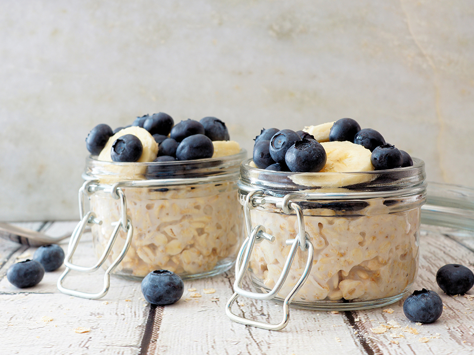 overnight-blueberry-oats_960 (1)