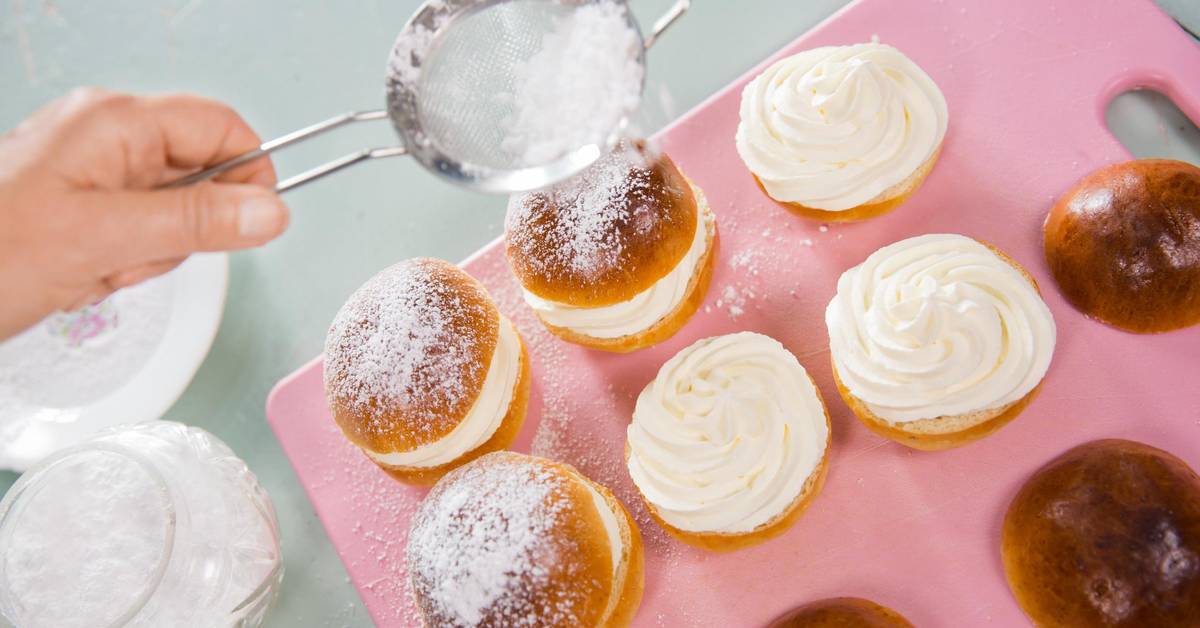 Fat Tuesday-buns ('Semlor') recipe | Visit Sweden