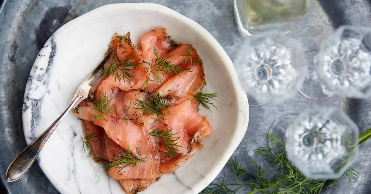 Gravlax, cured salmon or gravad lax – recipe | Visit Sweden