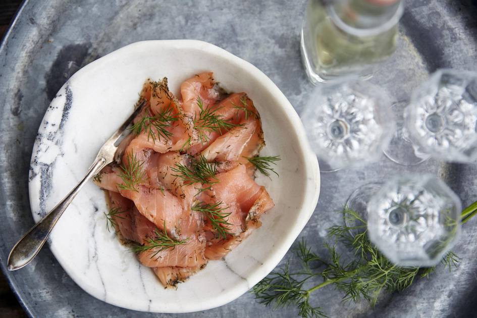 Rezept für gebeizten Lachs, auf Schwedisch Gravad lax Visit Sweden