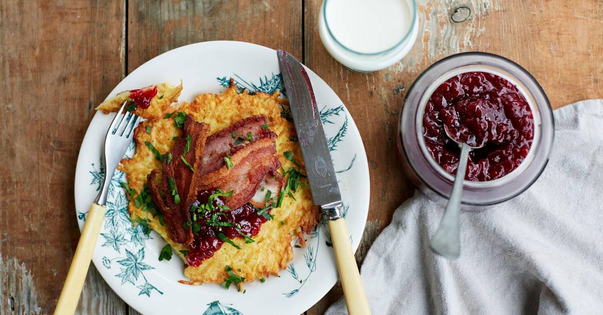 Potato pancakes aka 'Raggmunk' | Visit Sweden