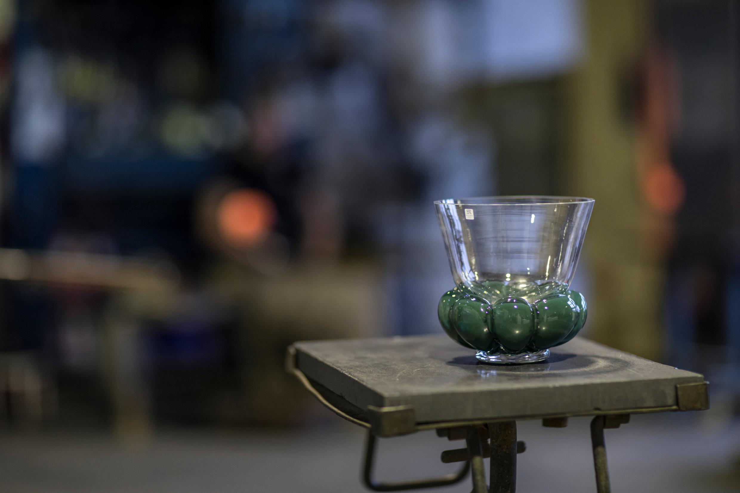 Vase de la collection " Padam " de l'artiste Anna Kraitz