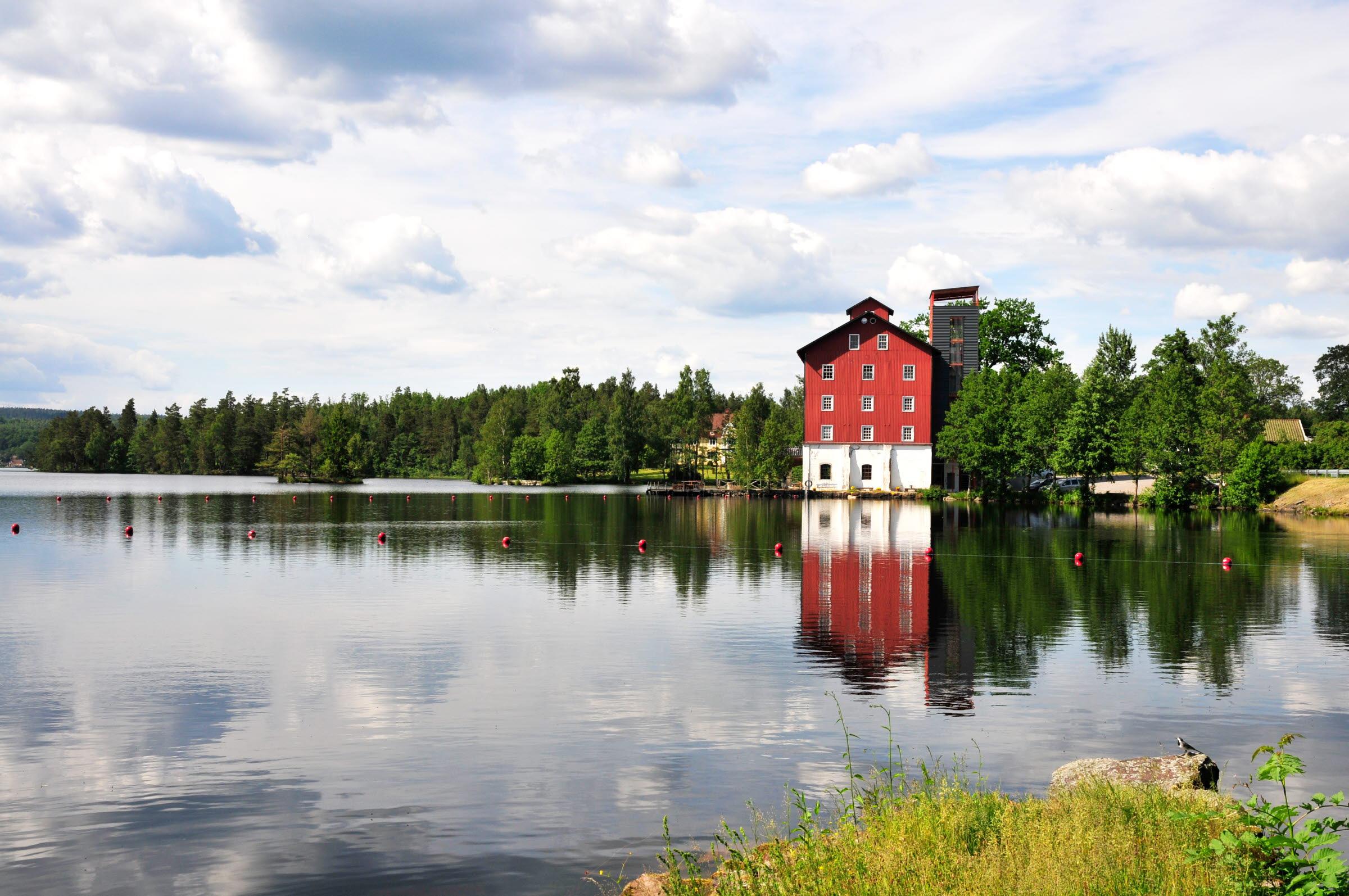 Upperud 9: 9 Hotel, Westschweden
