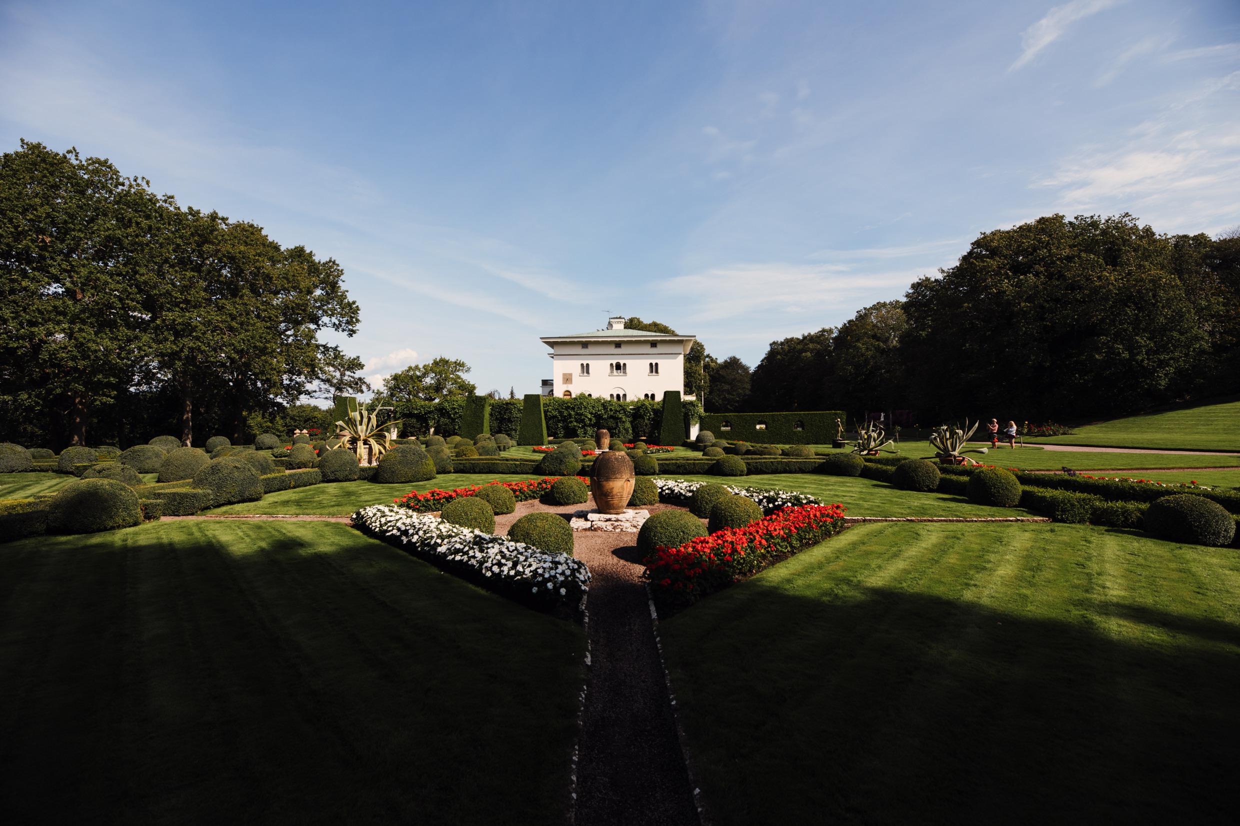 Jardin et palais de Solliden sur l'île d'Öland
