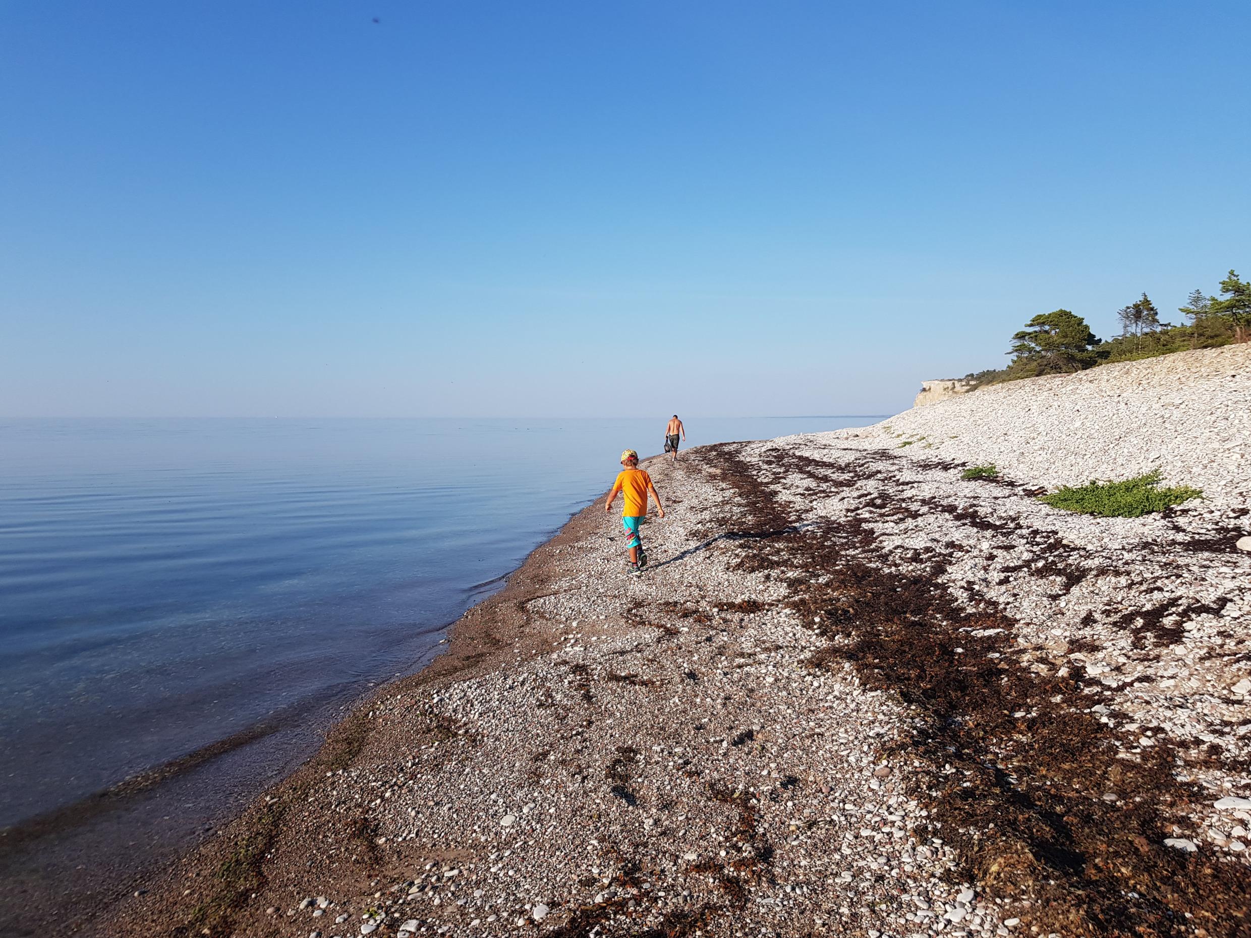 Strand bij Södra Hällarna op Gotland