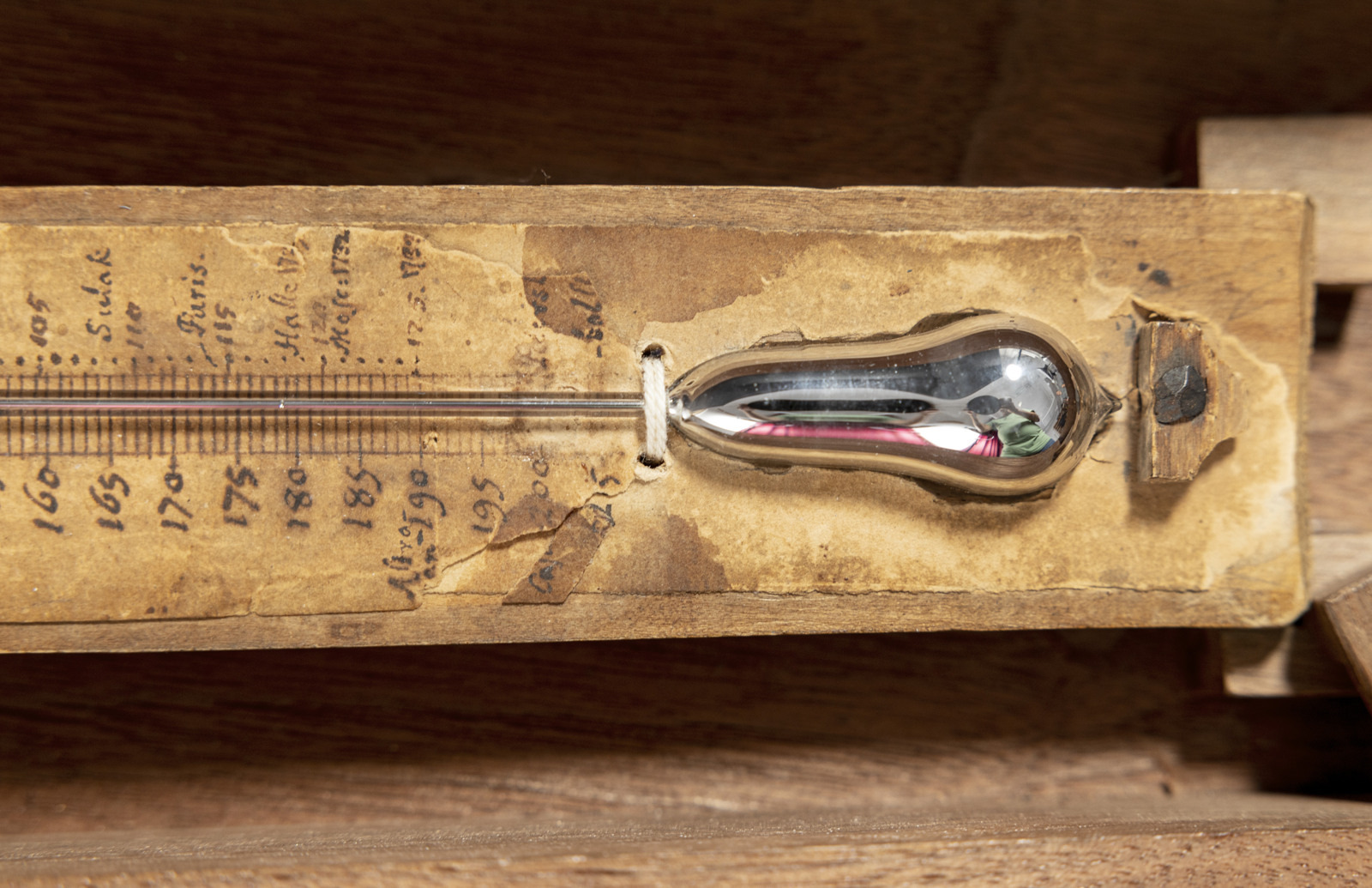 Ein Bild von Celsius' eigenem Thermometer im Museum Gustavianum.