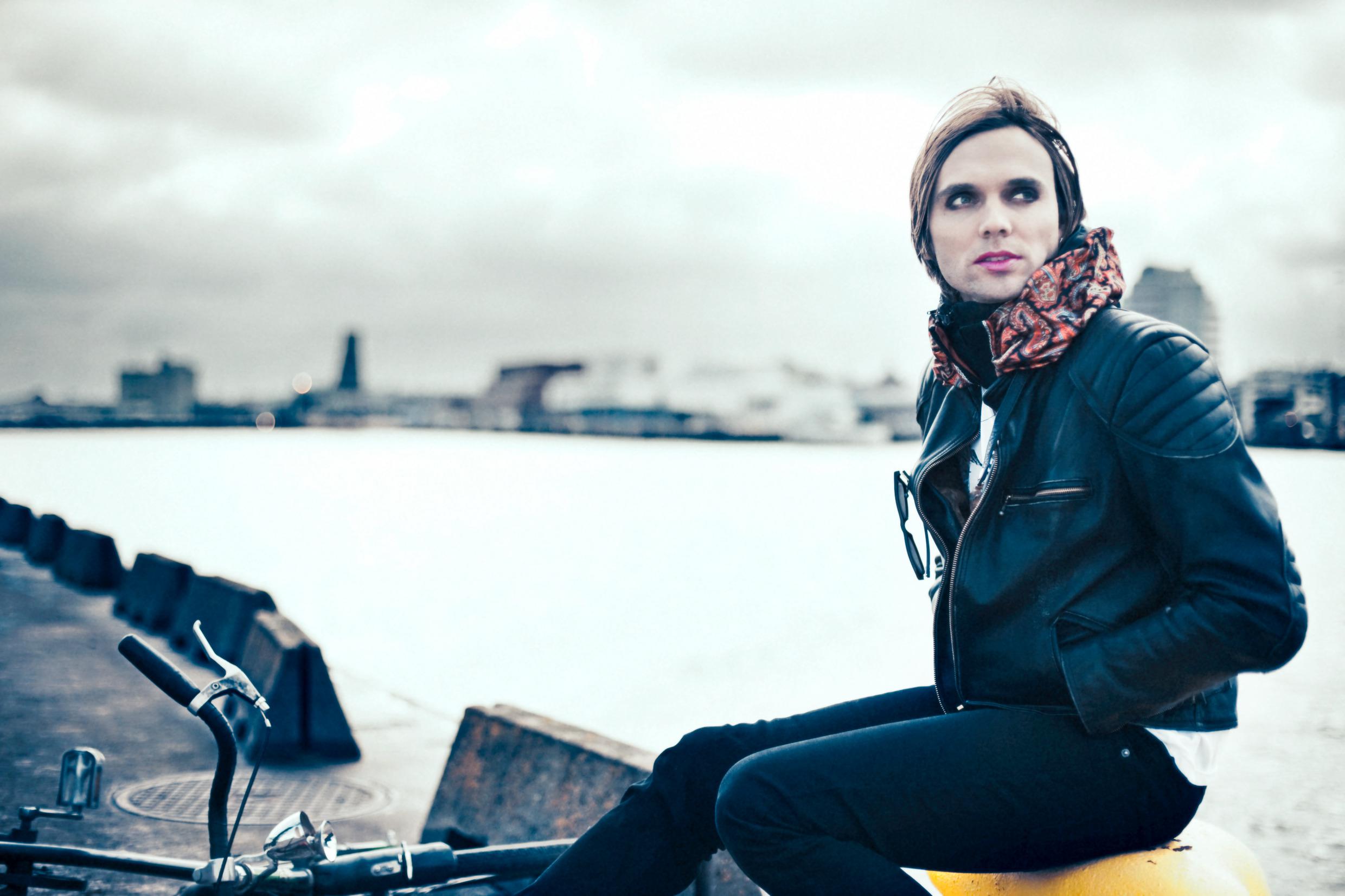 Le casque de vélo invisible