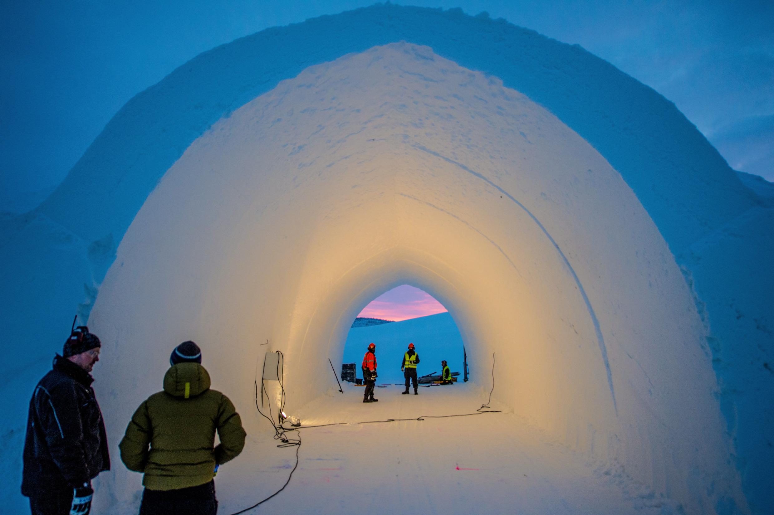 Das ICEHOTEL bauen