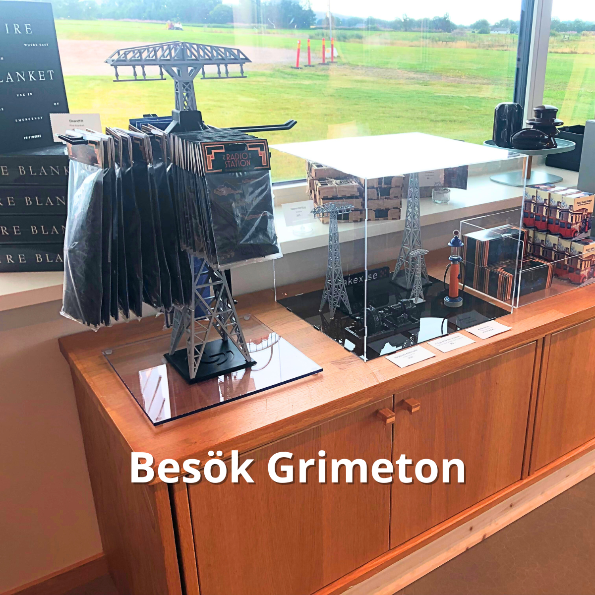 bild nr 5 på produkten: Gulf bensinmack - Byggsats eller byggmodell med transparent behållare