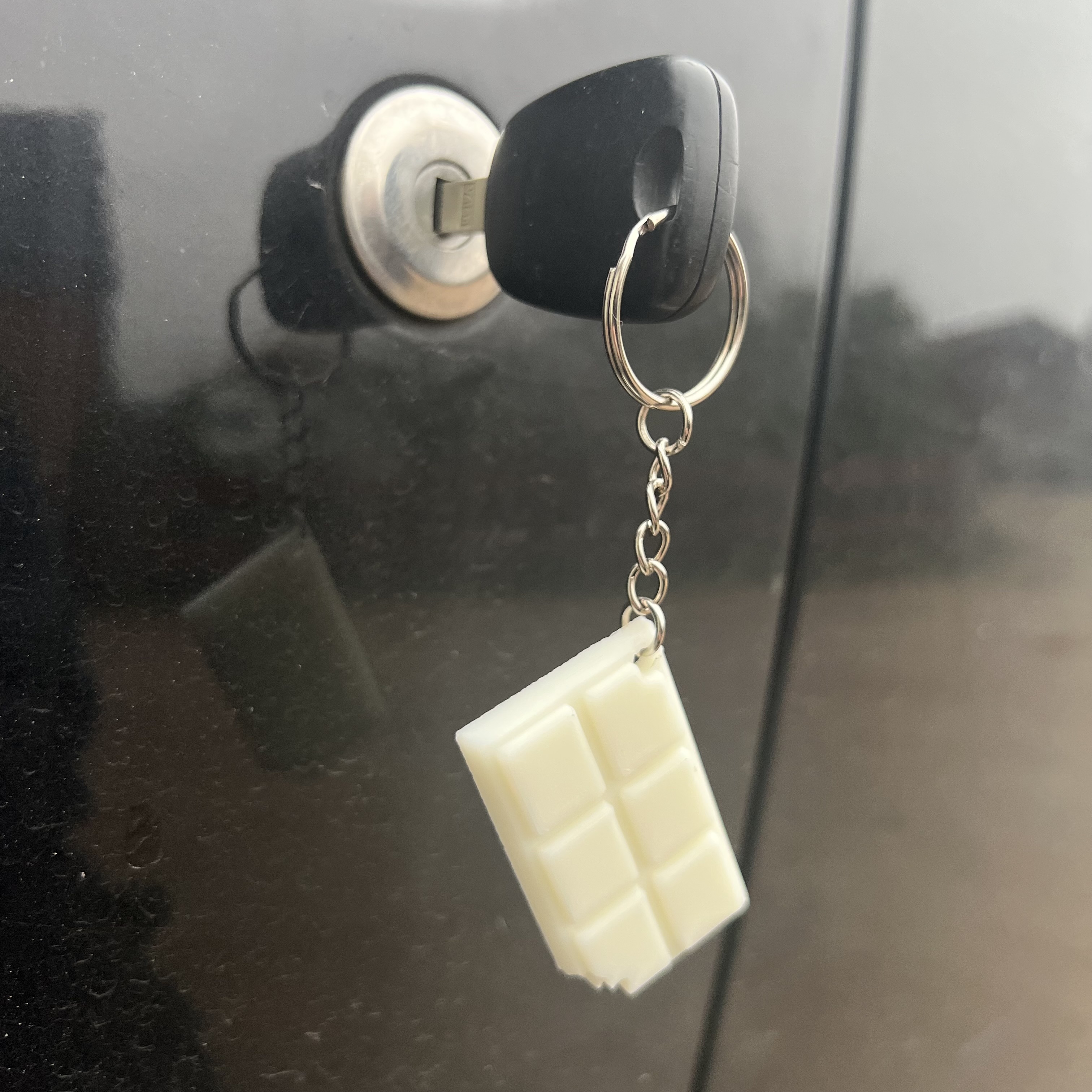 bild nr 2 på produkten: Nyckelring Choklad Rutor Med Tugga - Nyckelring / Nyckelkedja Ingår