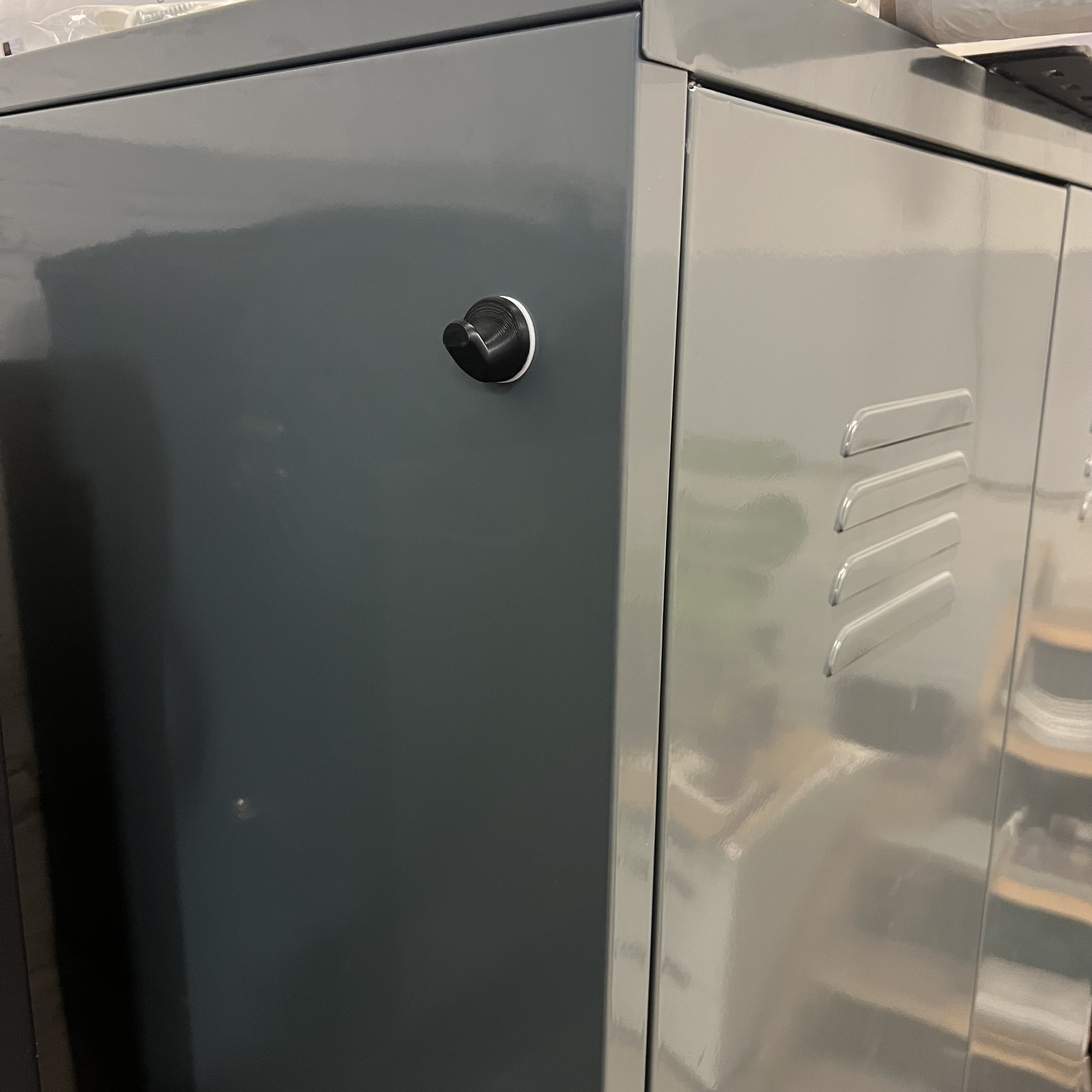 bild nr 4 på produkten: Självhäftande Krok - 200 Gram Max Vikt - 25 mm Diameter - Väggkrok Med Dubbelhäftande Tejp