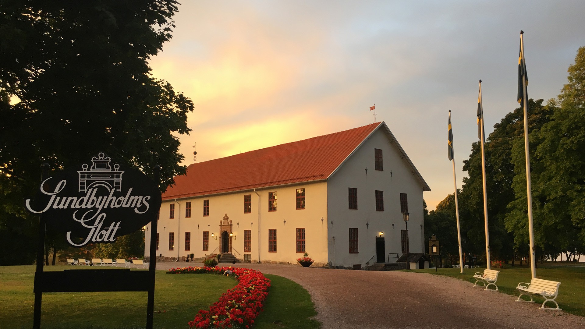 Slottsvistelse vid Mälaren