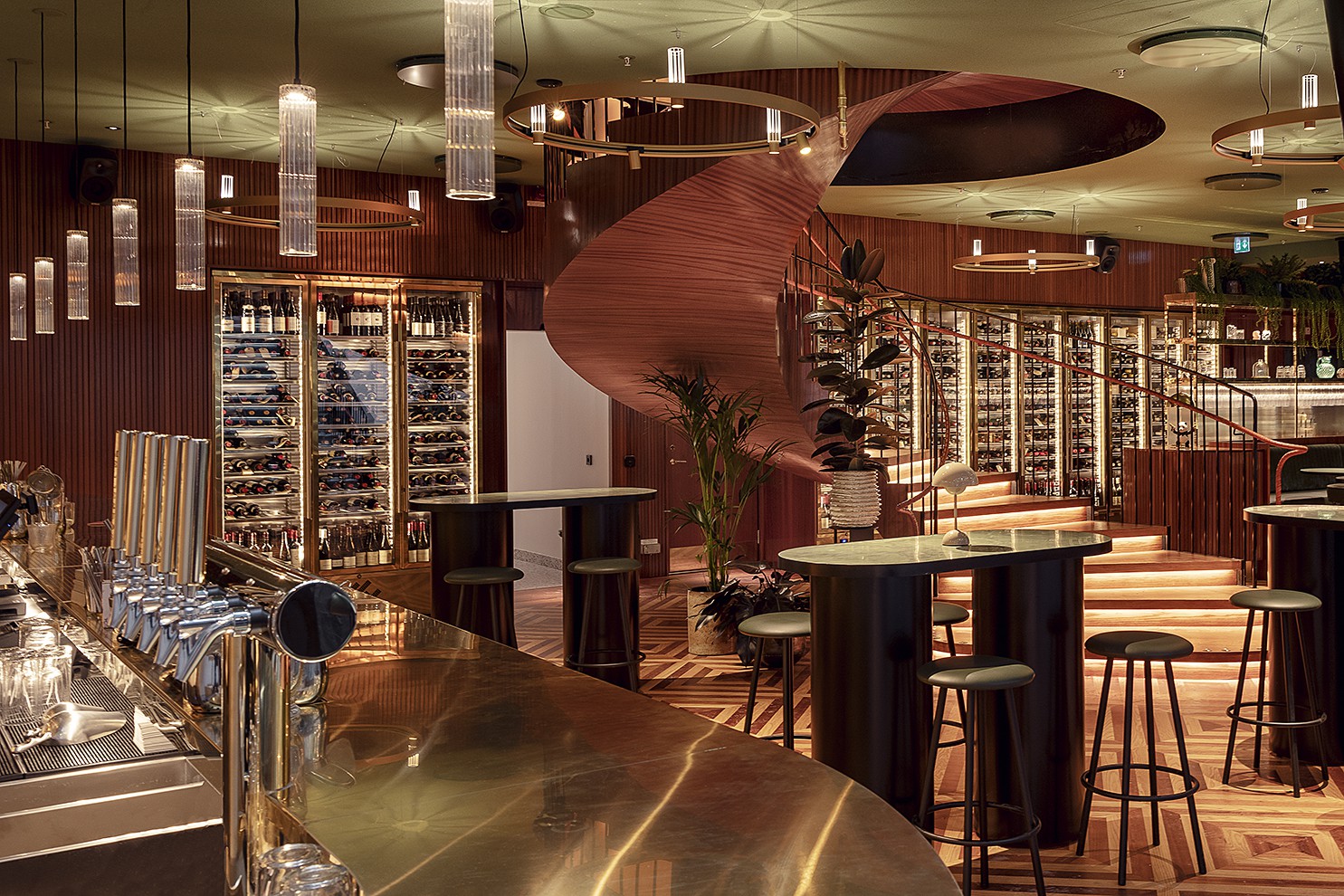 Elegant matupplevelse på Astoria