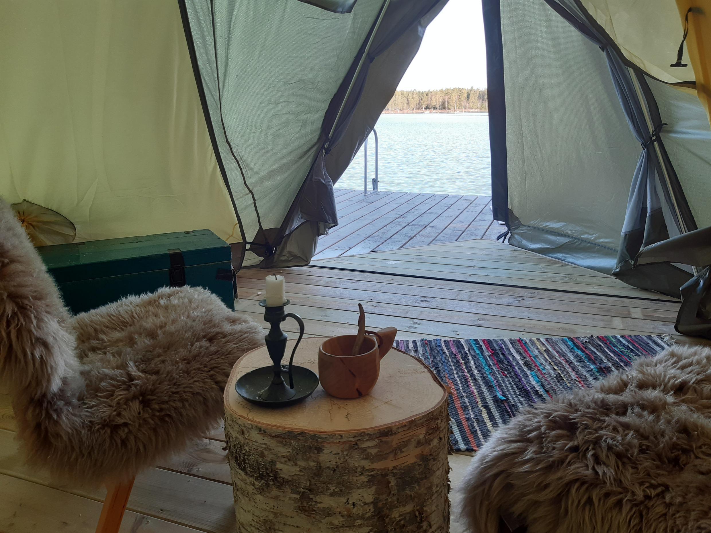Glamping beim Hof Värmlandsgården, Värmland