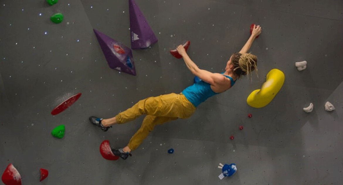 Klättring hos Östersunds Klättercenter