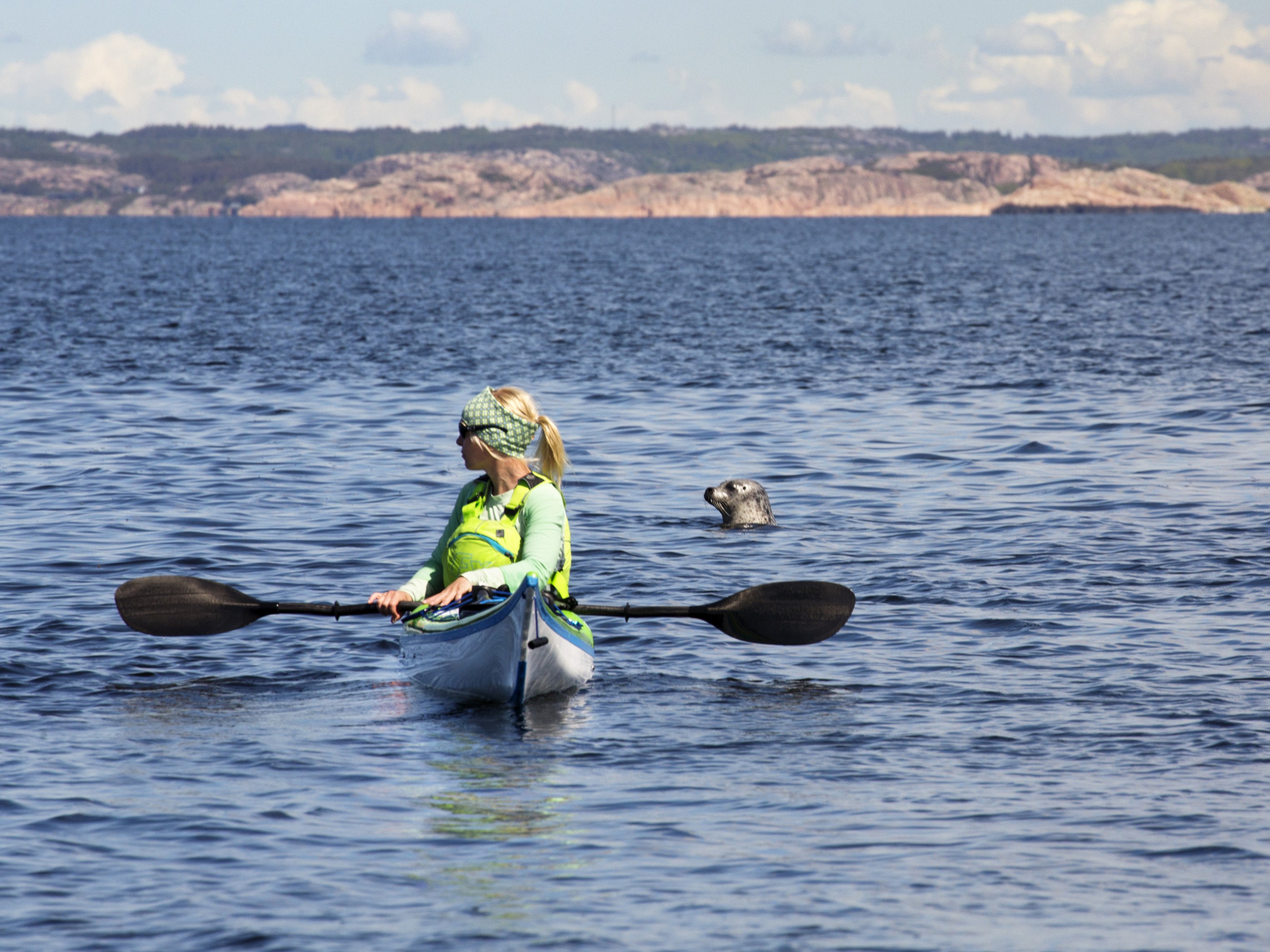 Kajakpaddling och övernattning
